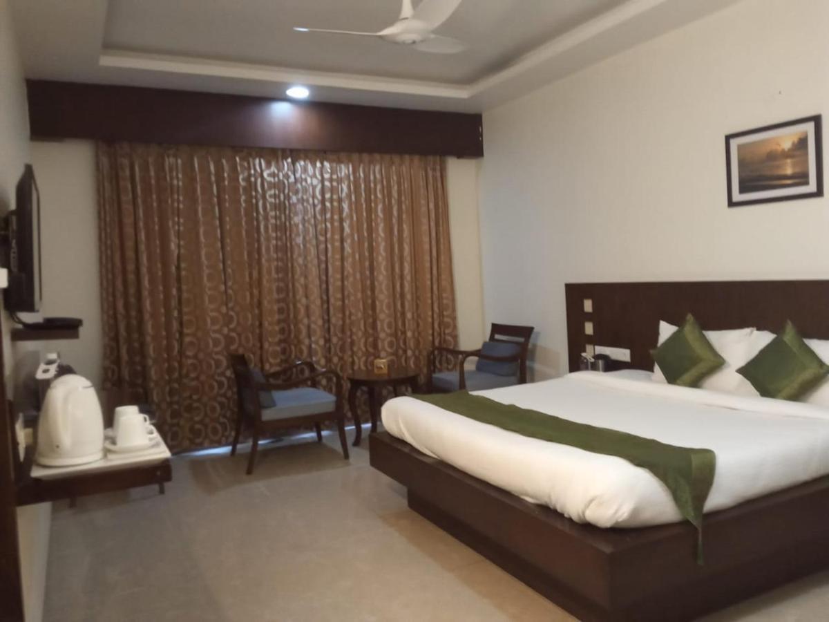 Rns One Hotel Subrahmanya Ngoại thất bức ảnh