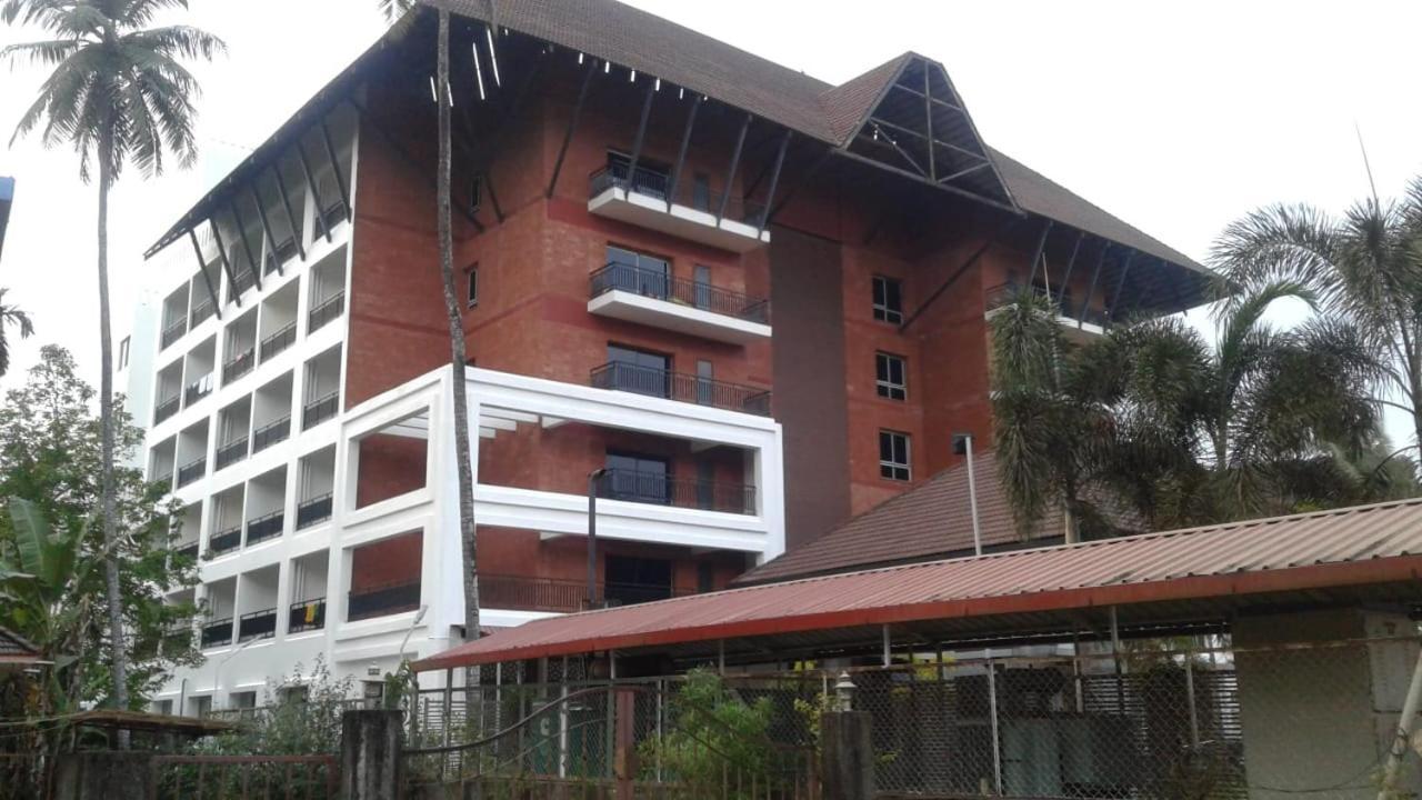 Rns One Hotel Subrahmanya Ngoại thất bức ảnh